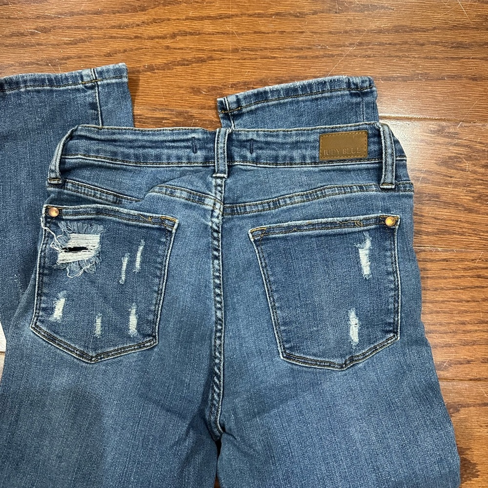 Judy Blue Classic Blue Denim Jeans - Picture 3 of 3